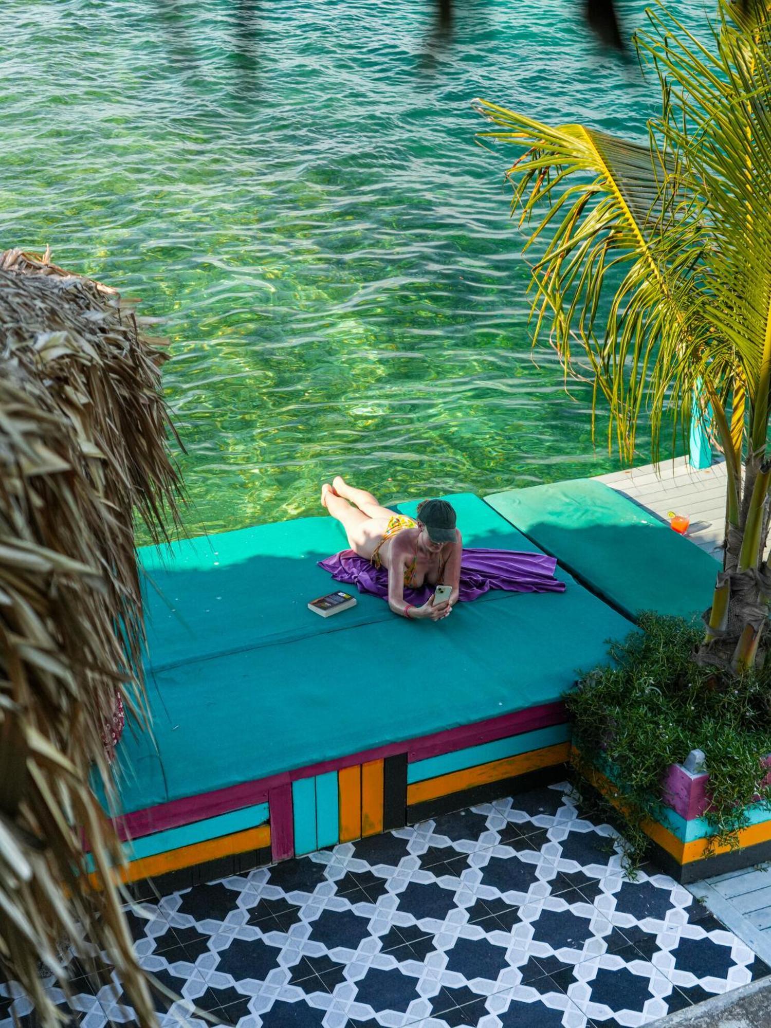 Casa En El Agua Hotel Tintipan Island Eksteriør billede
