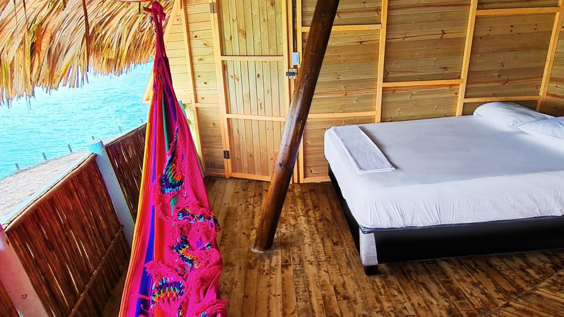 Casa En El Agua Hotel Tintipan Island Eksteriør billede